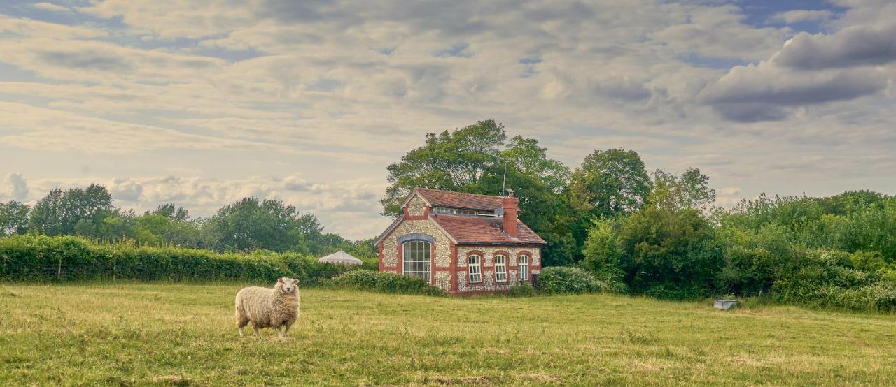 Villa The Pump House At Wiston Estate Ashington  Esterno foto